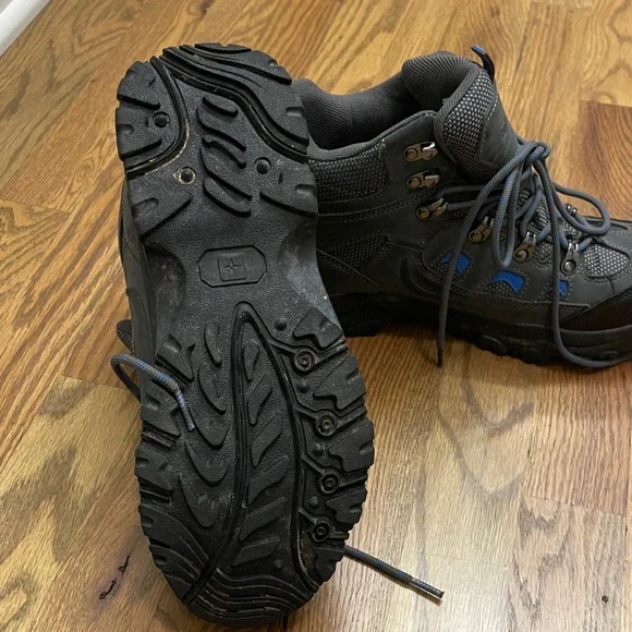 Mountain Warehouse Gray and Blue Outdoor hiking Boots - Picture 8 of 9